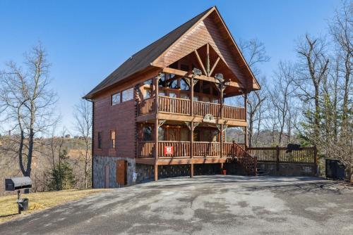 A Piece of Heaven is a Wonderful Dog Friendly 2 Bedroom Cabin in Starr Crest Resort in Sevierville, United States