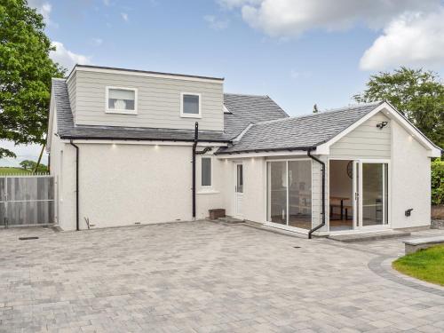 The Wee White Cottage — 4-Star Luxury Hotel in Bannockburn, United Kingdom