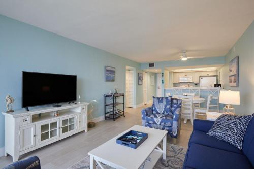 Sundial F407 Garden View One Bedroom Residence with Balcony at Sundial Sanibel — 4-Star Luxury Hotel in Sanibel, United States