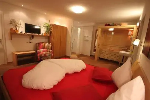 Ferienwohnung Simonhof — 4-Star Luxury Hotel in Maria Alm Am Steinernen Meer, Austria