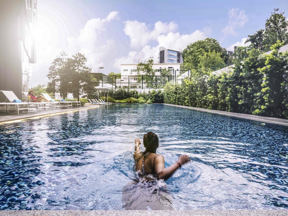 Mercure Singapore On Stevens — 4-Star Luxury Hotel in Singapore, Singapore