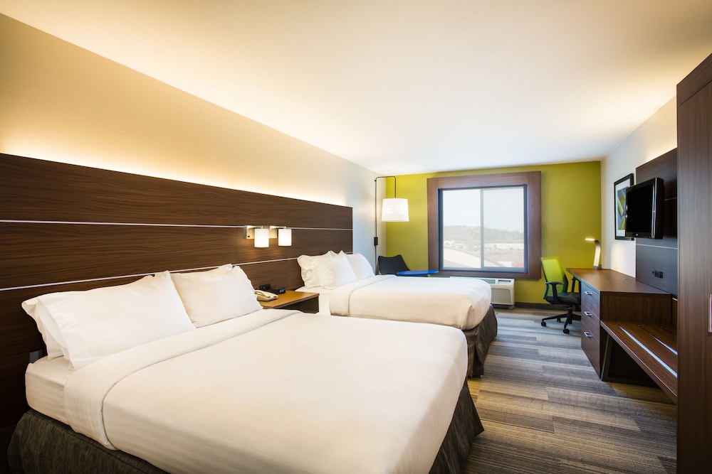 Holiday Inn Express & Suites Cedar City by IHG - photo 18