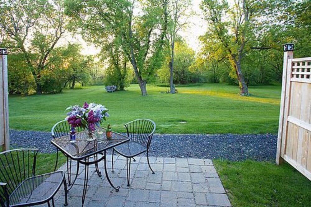 Shoreham Inn Bed & Breakfast - photo 28