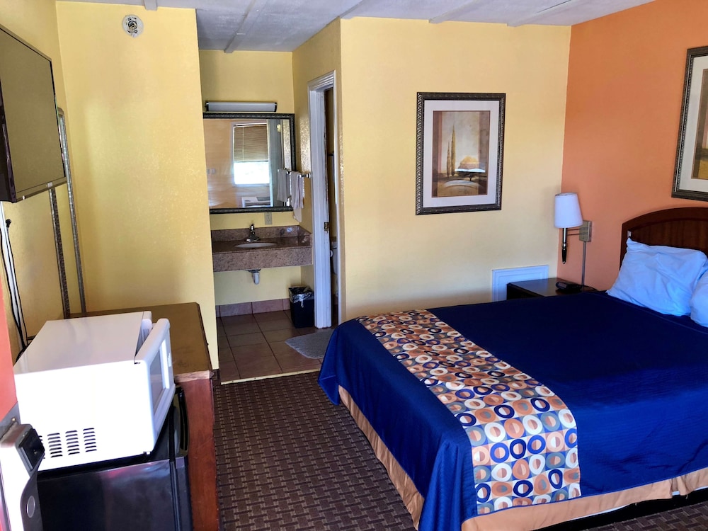 Americas Best Value Inn Princess Anne - photo 16