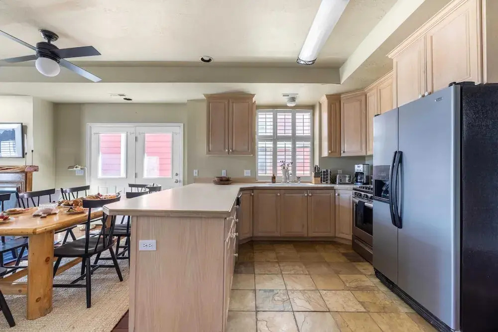 Silver Star by Avantstay Ideal Park City Location Close to Slopes Hot Tub - photo 14