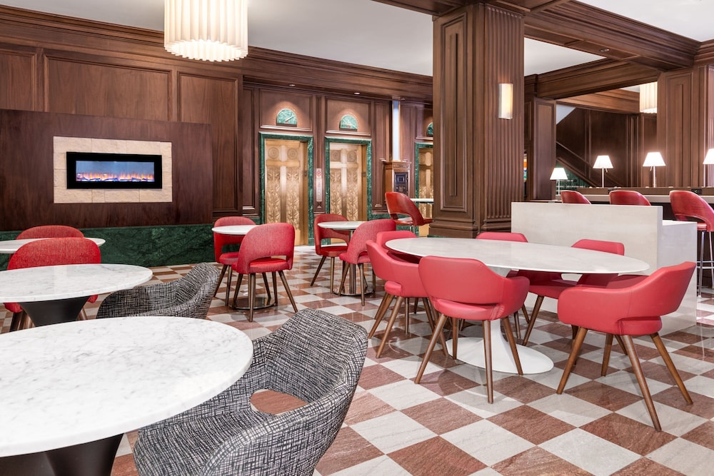 Courtyard by Marriott St. Louis Downtown Convention Center - photo 2