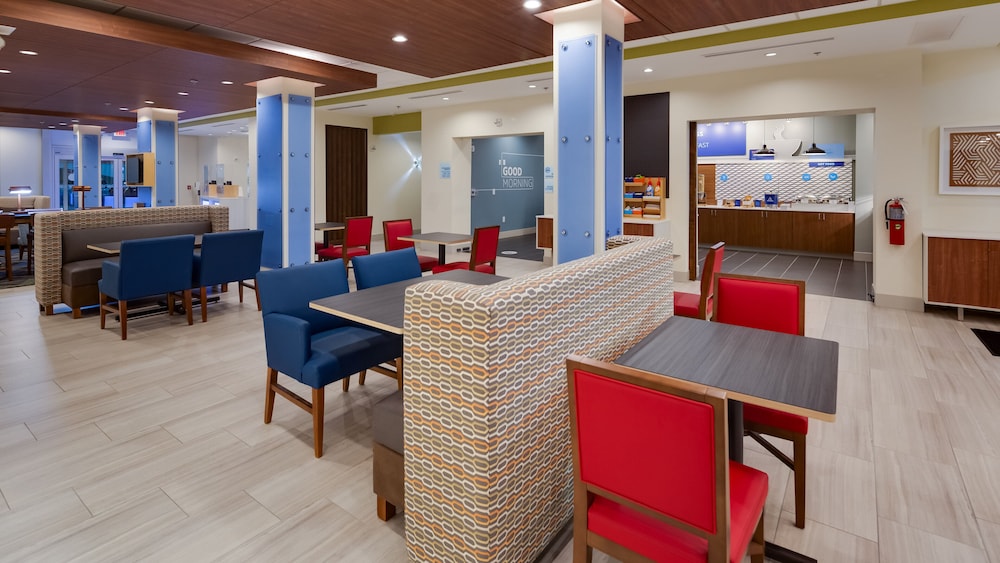 Holiday Inn Express & Suites Latta by IHG - photo 47