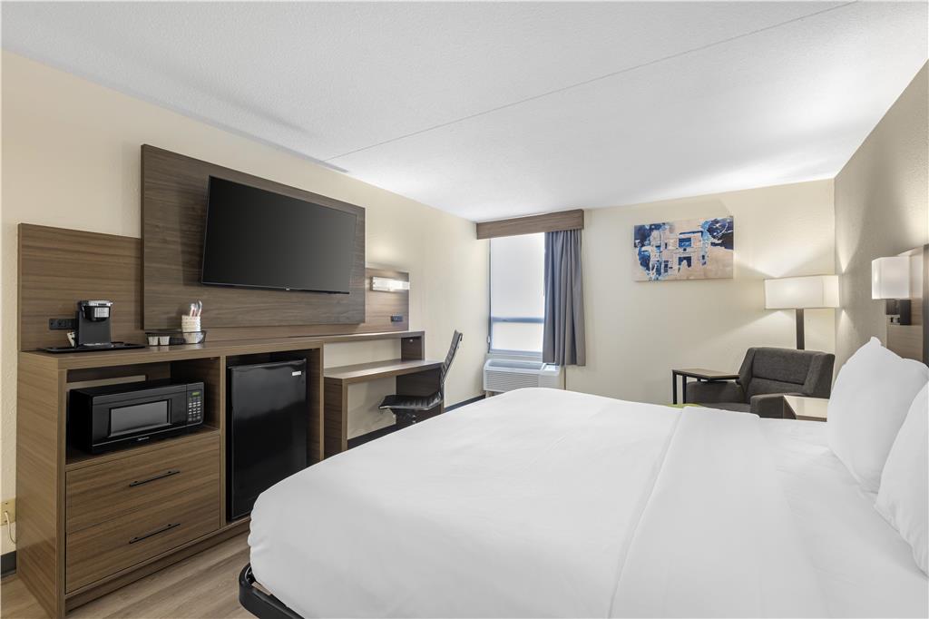 Best Western Plus York Hotel & Conference Center - photo 27