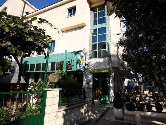 Hotel Mb — hotel in Metkovic