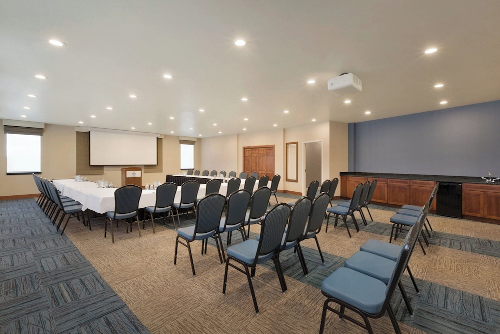 Delta Hotels by Marriott Helena Colonial - photo 32
