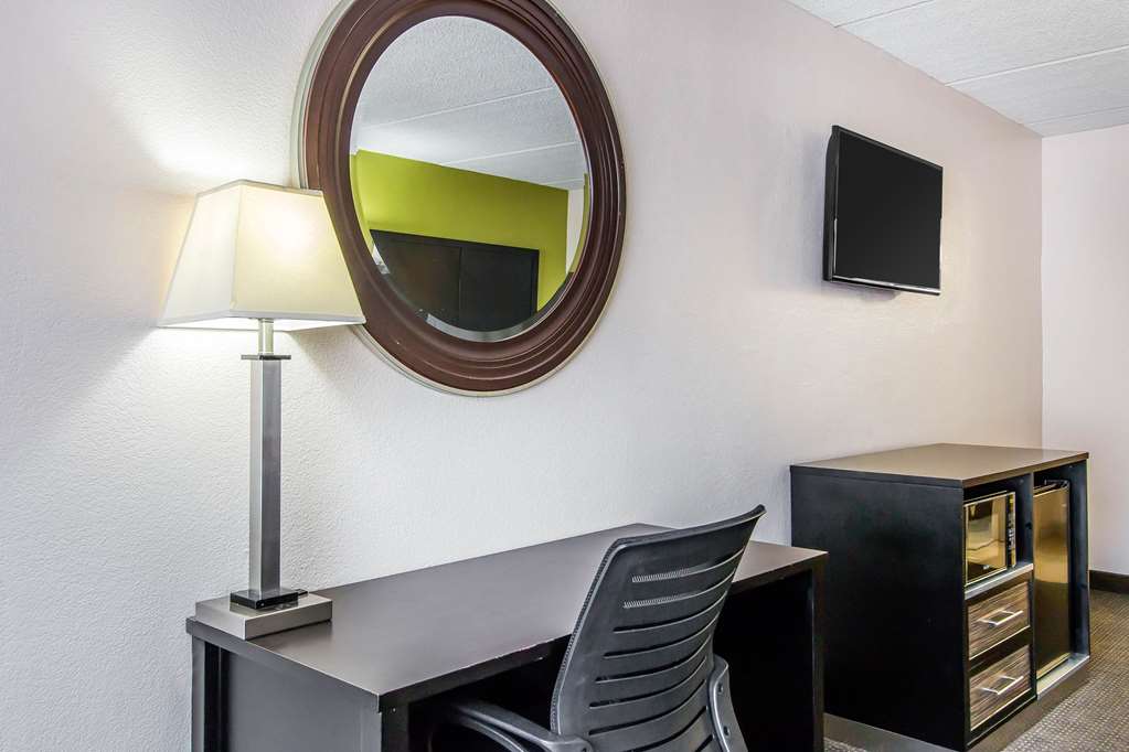 Quality Inn Hinesville Fort Stewart Area - photo 11
