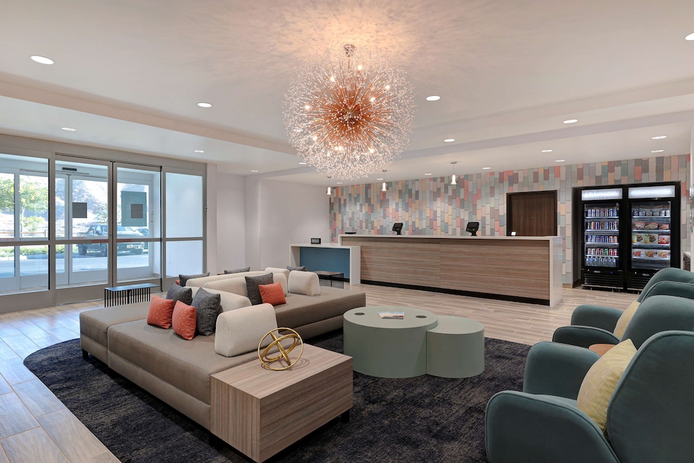 Homewood Suites by Hilton Santa Clarita - photo 2