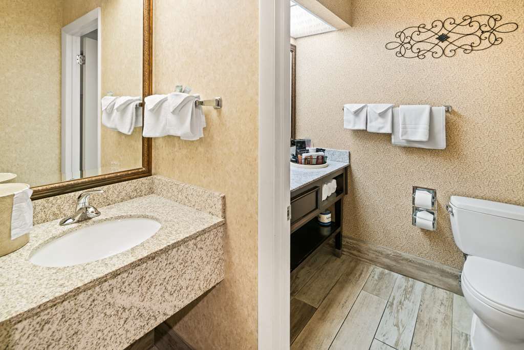 Best Western Coral Hills - photo 46