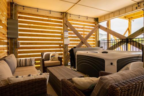 Barrycuda by Oak Island Accommodations - photo 49