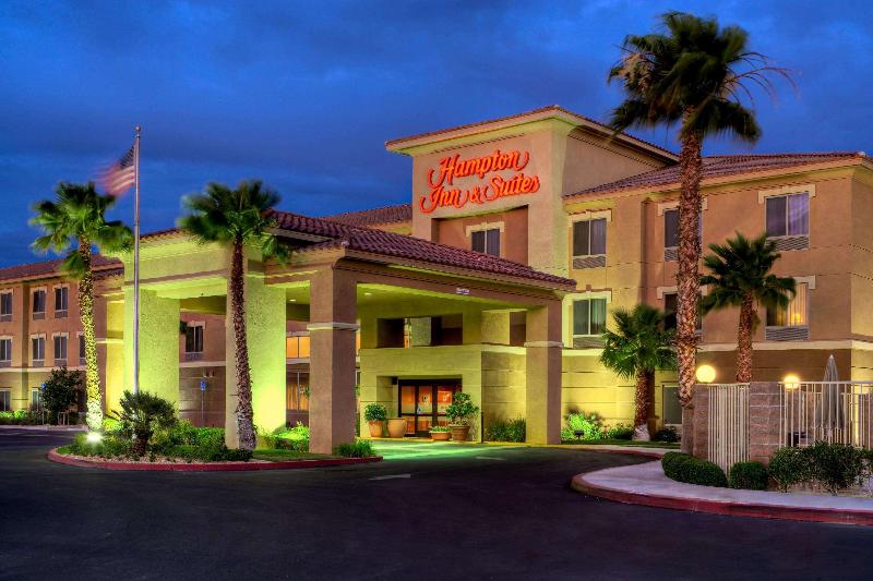Hampton Inn & Suites Palmdale - photo 2