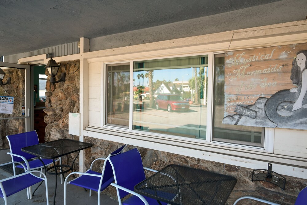 The Shores Inn and Beach Houses - photo 32