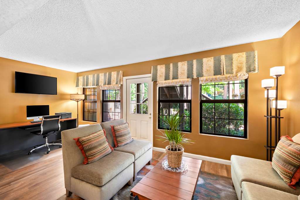 Best Western Stagecoach Inn - photo 11