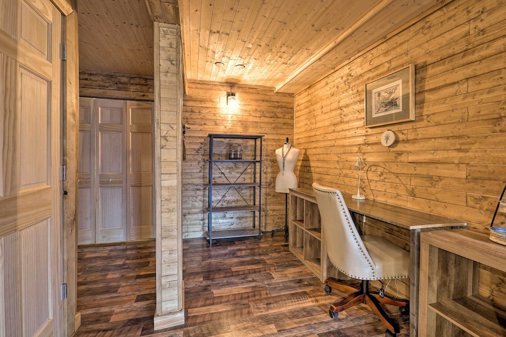 Charming Log Cabin at Double JJ Ranch Resort - photo 25