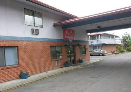 Econo Lodge Everett - photo 23