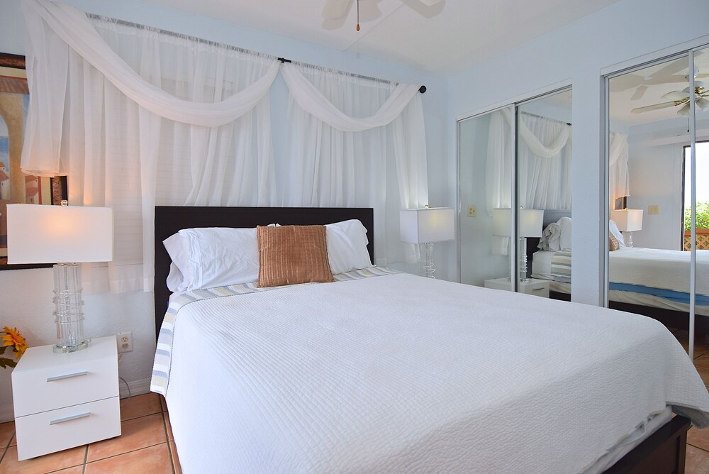 Turtle Beach Resort and Inn - photo 42