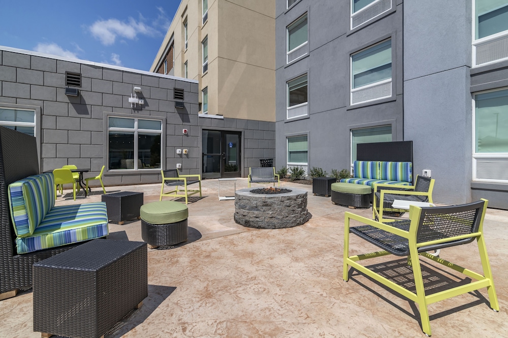 Home2 Suites by Hilton Bangor - photo 39