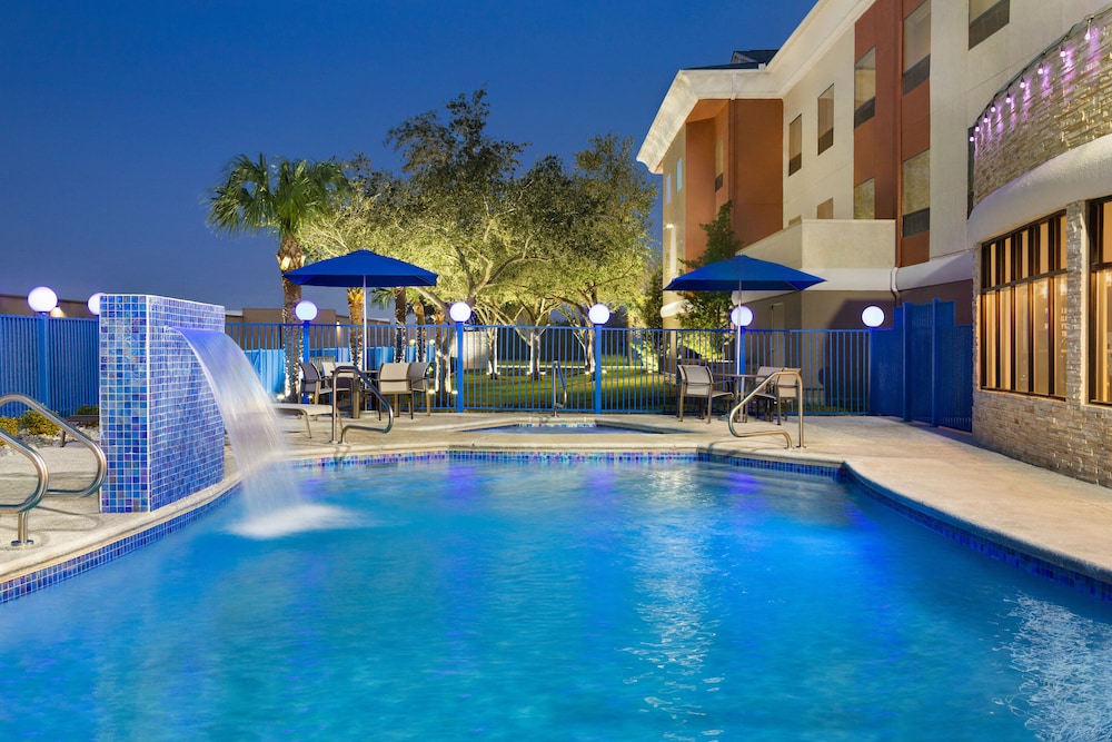 Holiday Inn Express Hotel & Suites Mission McAllen Area by IHG - photo 29