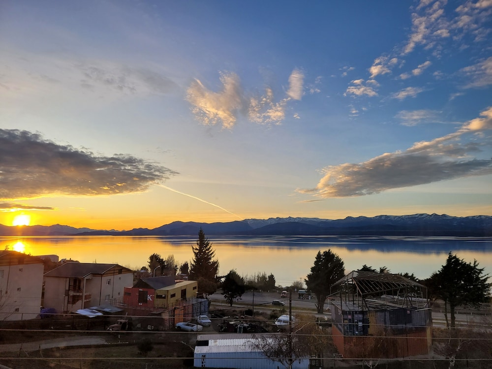 8 Cabañas Alojamientos — 4-Star Luxury Hotel in San Carlos De Bariloche, Argentina