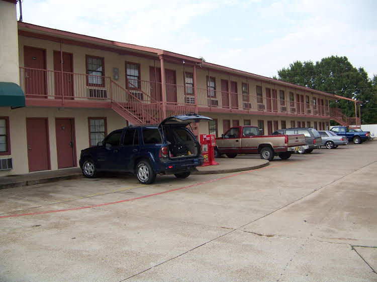 Seagoville Inn - photo 14