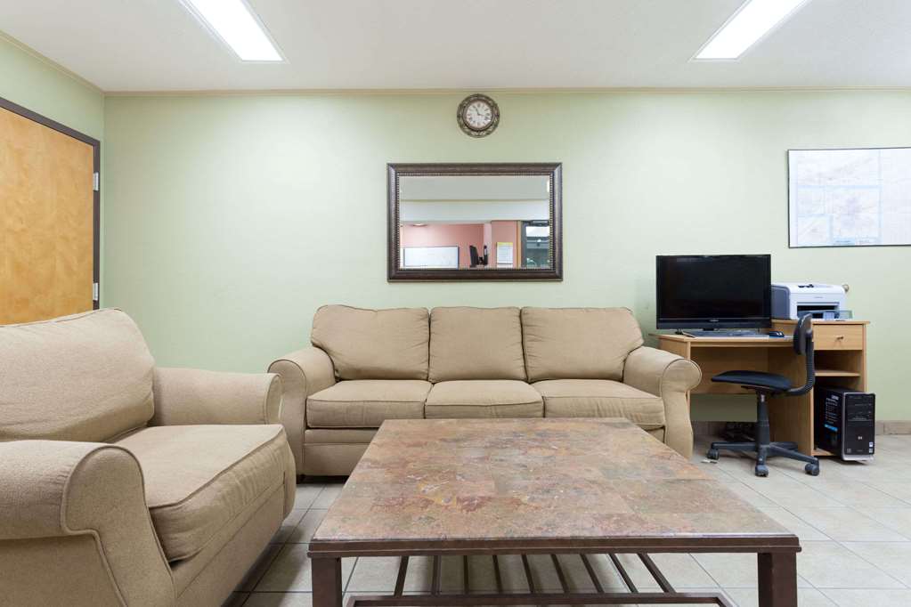 Days Inn by Wyndham Reidsville - photo 3