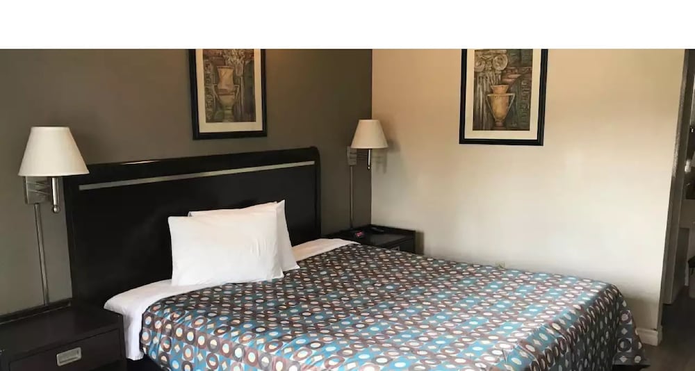 Rodeway Inn Ontario Airport Mills - photo 11