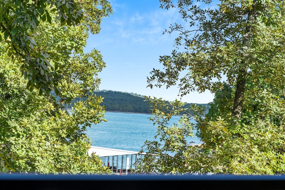 Table Rock Resorts at Indian Point - photo 751