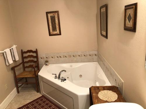 First Deadwood Cottages - photo 23