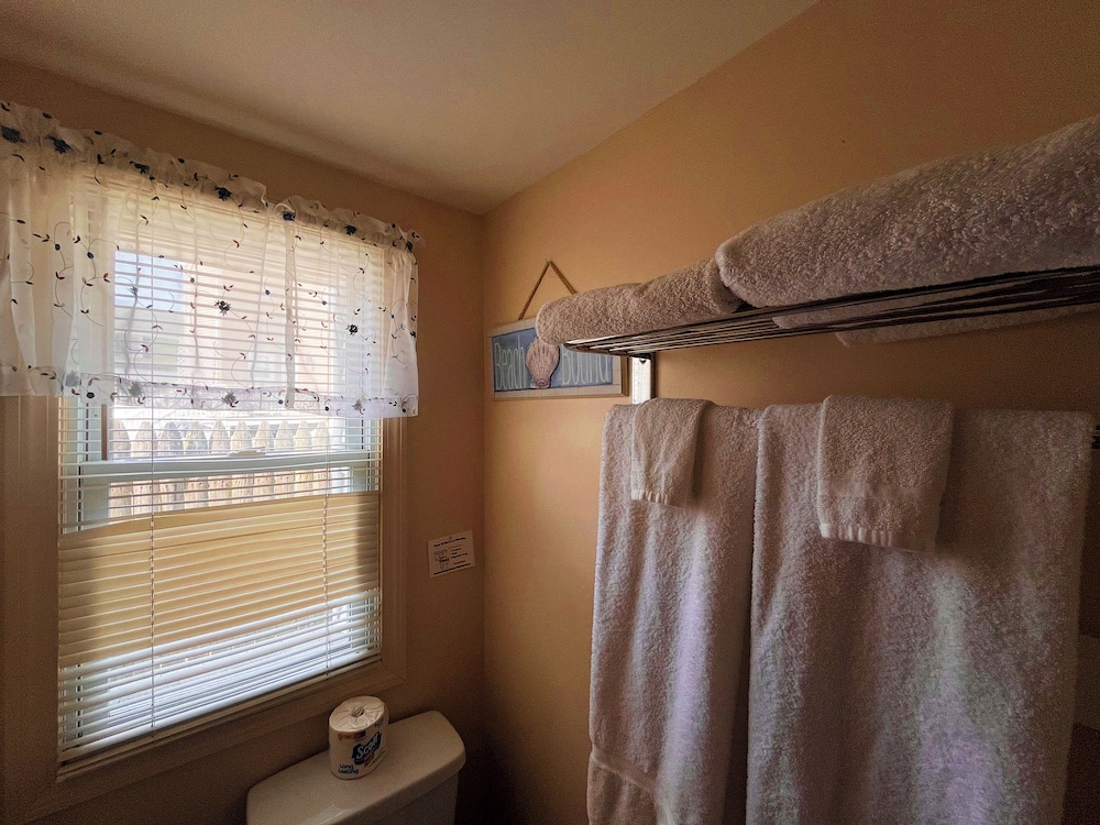 Blue Jay Motel - photo 21