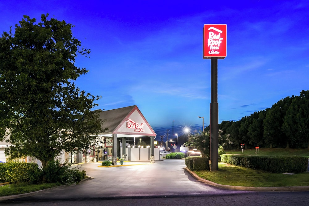 Red Roof Inn & Suites Duncan - photo 34
