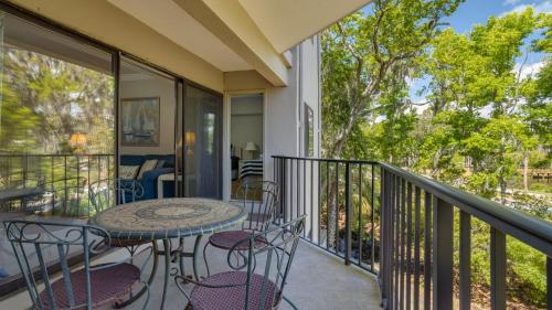 Private Balcony Beach Getaway Coligny - photo 24