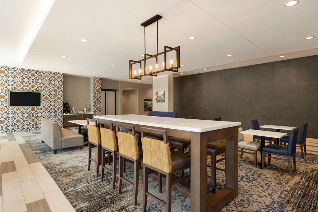 La Quinta Inn & Suites by Wyndham Rock Hill - photo 5