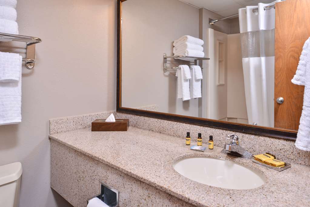 Best Western Plus Kelly Inn - photo 57