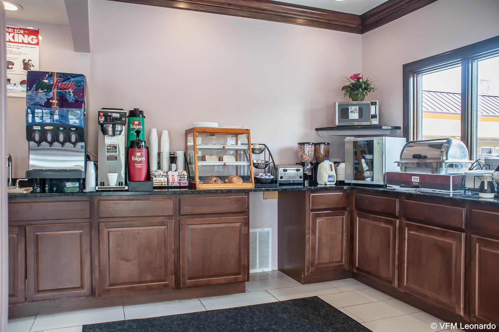 Amherst Inn & Suites - photo 18