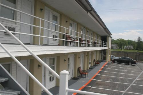 Fountain Inn - photo 3