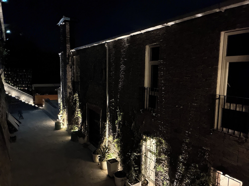 Pax & Opis in Dehra Dun, India