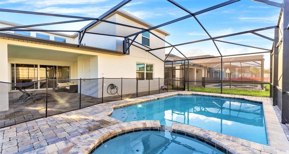 Family Oasis: Pool Jacuzzi & Resort Access - photo 30