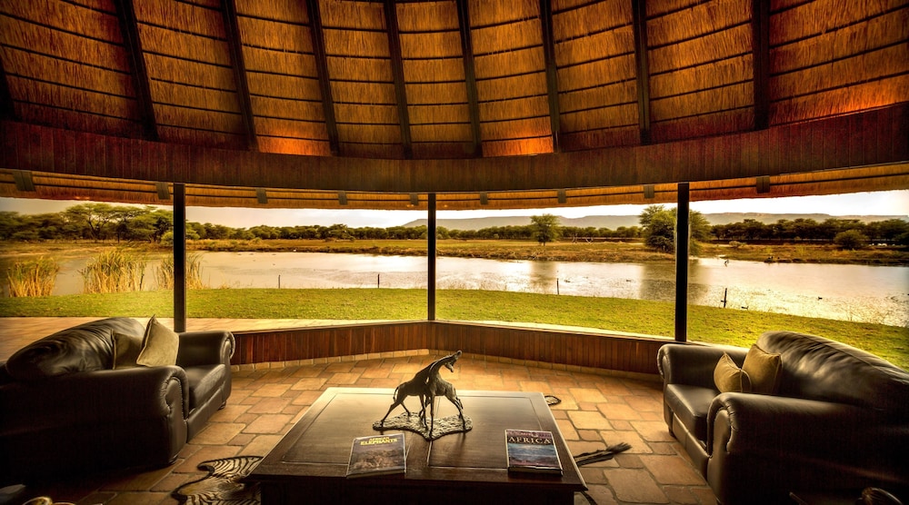 Mount Etjo Safari Lodge — Omaruru — photo 3
