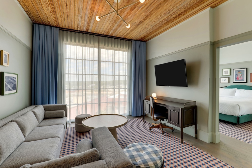 Trilogy Hotel Montgomery Autograph Collection - photo 18