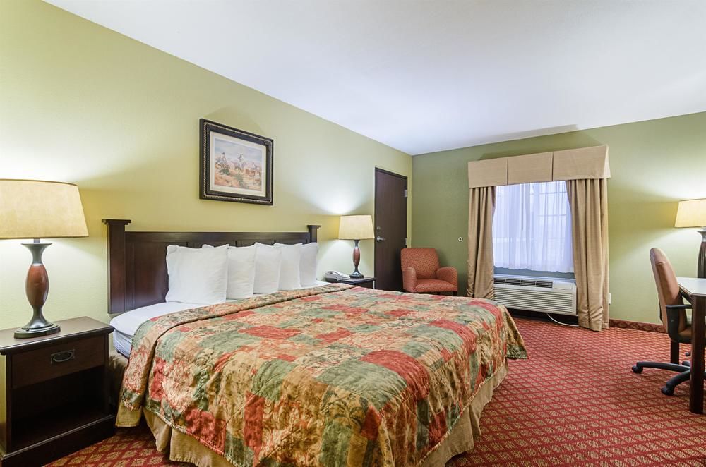 Motel 6 Park City KS - photo 36