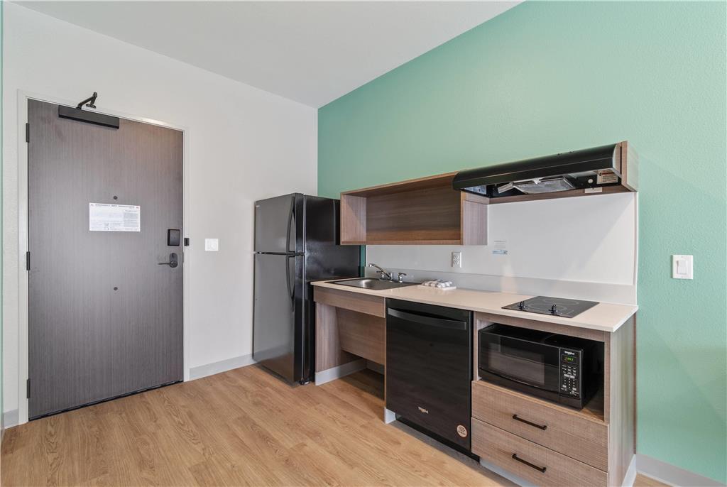 ECHO Suites Extended Stay by Wyndham Houston Katy West - photo 20