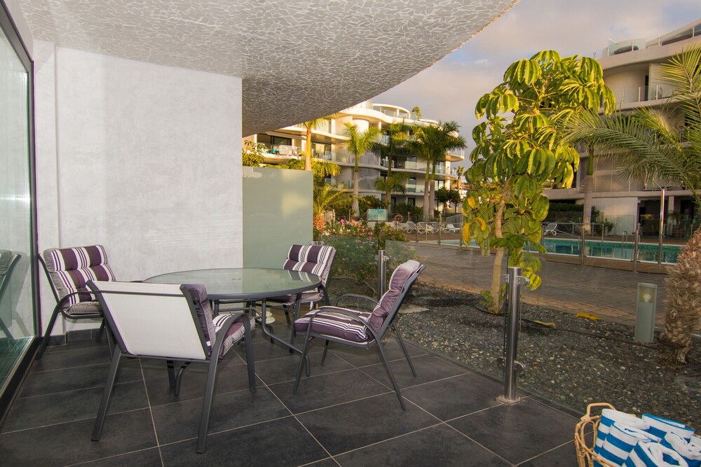 HomeForGuest Residencial Las Olas Las Rosas Canary Islands Spain — 4-Star Luxury Hotel in Las Rosas, Spain
