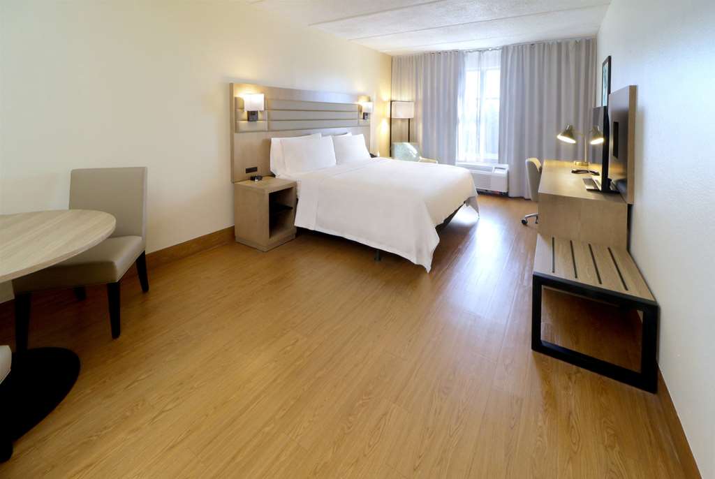 Wyndham Garden McAllen at La Plaza Mall - photo 43