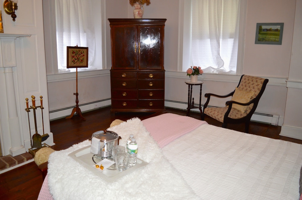 The Historic Fairfield Inn 1757 - photo 15