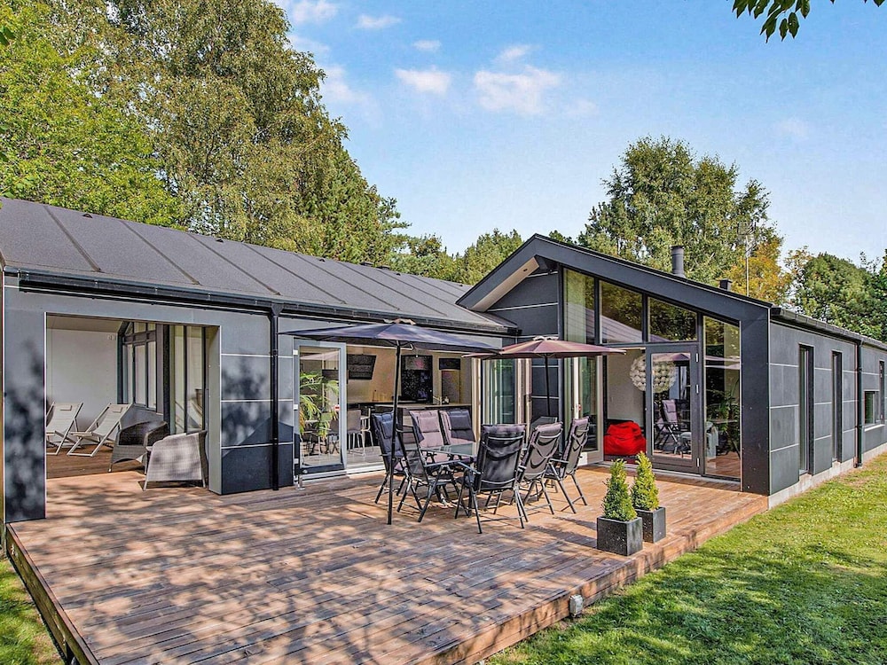 Lovely Home In Ebeltoft With Sauna — 5-Star Luxury Hotel in Ebeltoft, Denmark