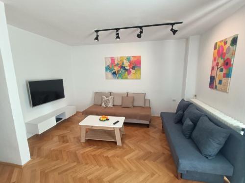 Urban View Main Square Gate Apartment — 4-Star Luxury Hotel in Skopje, Republic of Macedonia
